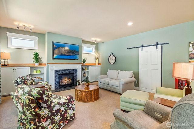 1422 Brighton Way SE, Olympia, WA 98501