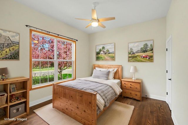 6094 Summit Curve S, Cottage Grove, MN 55016