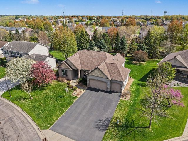 6094 Summit Curve S, Cottage Grove, MN 55016