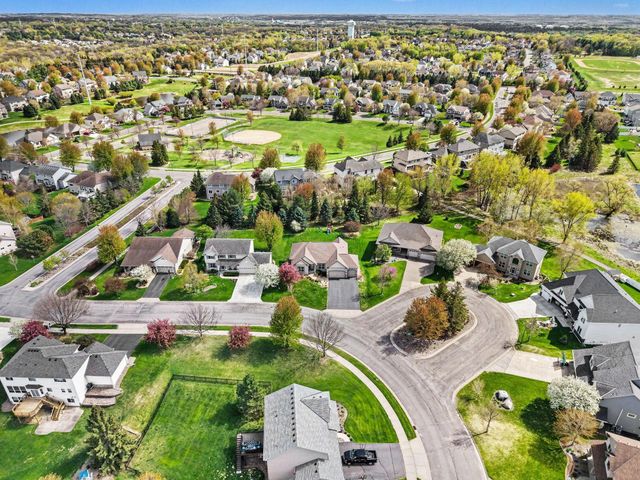 6094 Summit Curve S, Cottage Grove, MN 55016