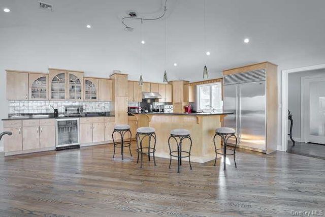 89 Spook Rock Road, Suffern, NY 10901