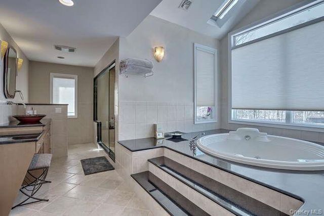 89 Spook Rock Road, Suffern, NY 10901