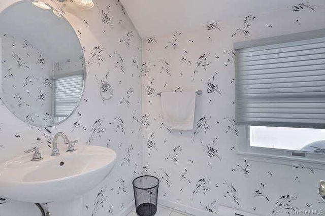 89 Spook Rock Road, Suffern, NY 10901