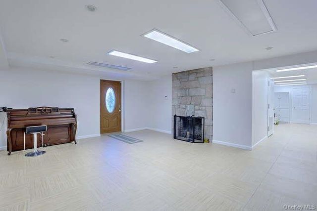 89 Spook Rock Road, Suffern, NY 10901