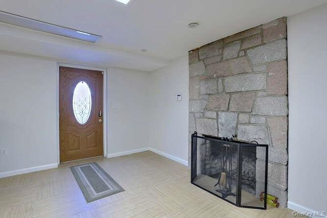 89 Spook Rock Road, Suffern, NY 10901