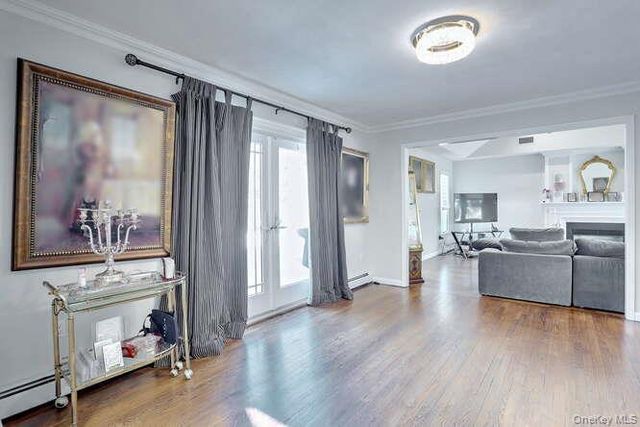 89 Spook Rock Road, Suffern, NY 10901