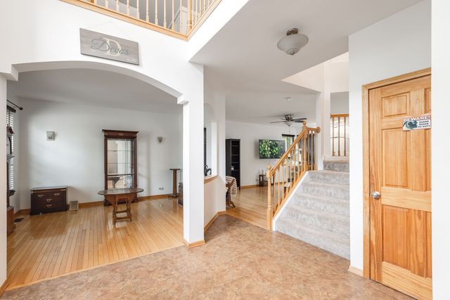 2607 W Westwood Court, Carpentersville, IL 60110