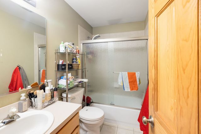 2607 W Westwood Court, Carpentersville, IL 60110