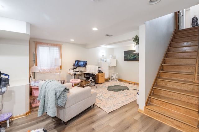 2607 W Westwood Court, Carpentersville, IL 60110