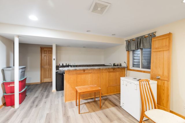 2607 W Westwood Court, Carpentersville, IL 60110