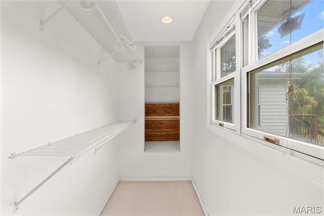 1965 Thunderbird Avenue, Florissant, MO 63033