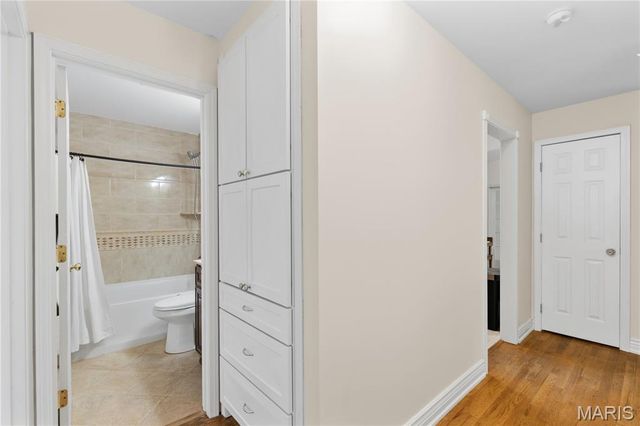 1965 Thunderbird Avenue, Florissant, MO 63033
