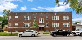 2554 N Oak Park Avenue, Chicago, IL 60707