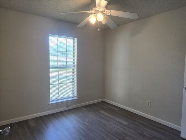 3808 Indian Wells Drive, Arlington, TX 76017
