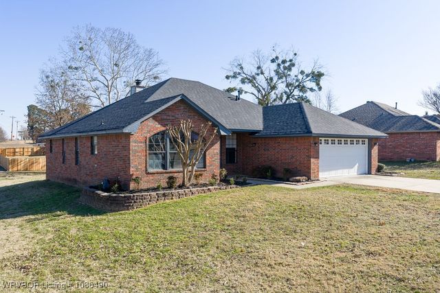 1716 Somerset, Van Buren, AR 72956