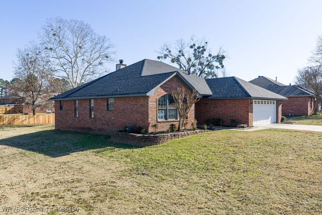1716 Somerset, Van Buren, AR 72956