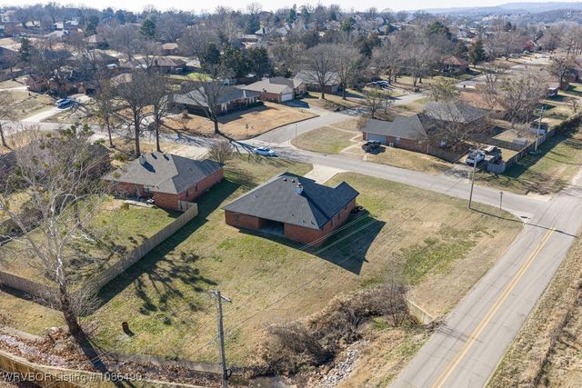 1716 Somerset, Van Buren, AR 72956