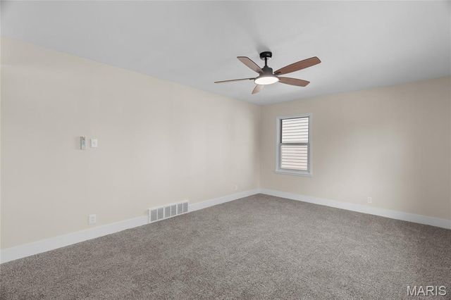 51 Woodlawn Drive, St Charles, MO 63301