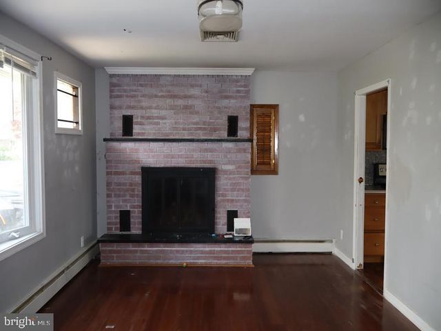 684 AUSTIN DR, Fairless Hills, PA 19030