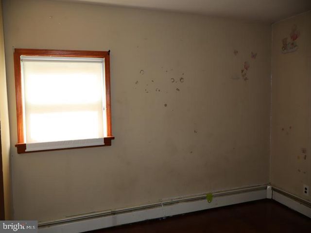 684 AUSTIN DR, Fairless Hills, PA 19030