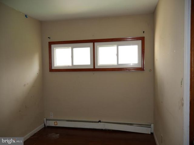 684 AUSTIN DR, Fairless Hills, PA 19030
