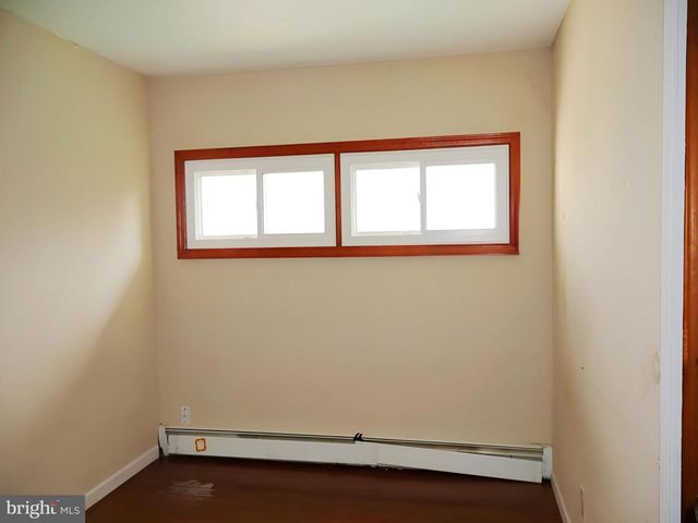 684 AUSTIN DR, Fairless Hills, PA 19030