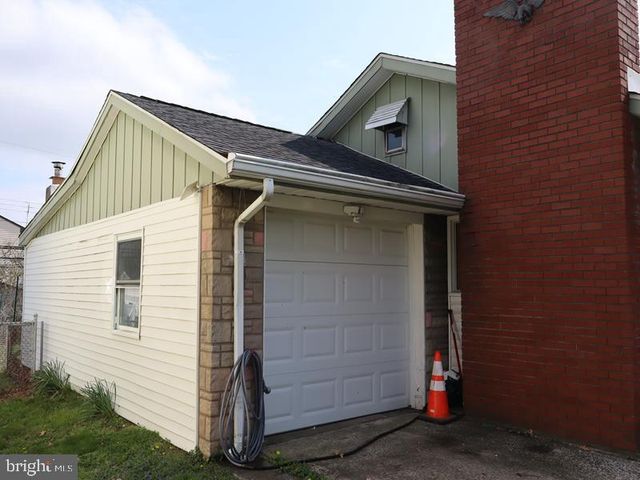 684 AUSTIN DR, Fairless Hills, PA 19030
