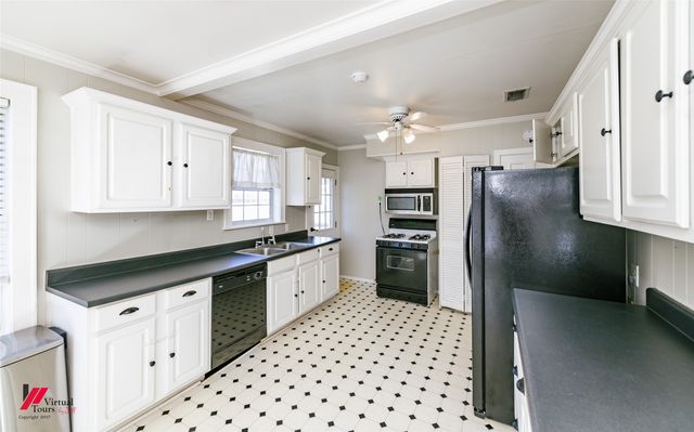 208 Pennsylvania Avenue, Shreveport, LA 71105