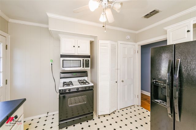 208 Pennsylvania Avenue, Shreveport, LA 71105