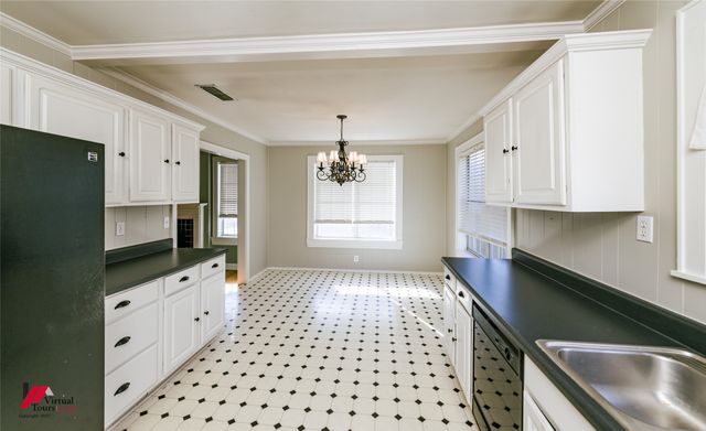 208 Pennsylvania Avenue, Shreveport, LA 71105