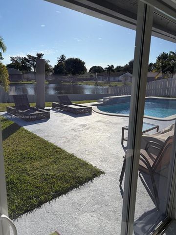 920 Monticello Ave 920, Davie, FL 33325