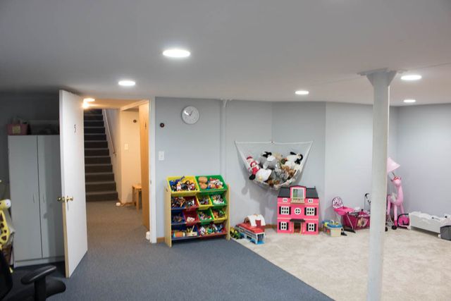 1224 W Belmont Avenue, Chicago, IL 60657