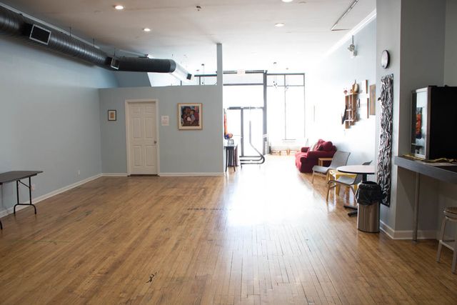 1224 W Belmont Avenue, Chicago, IL 60657