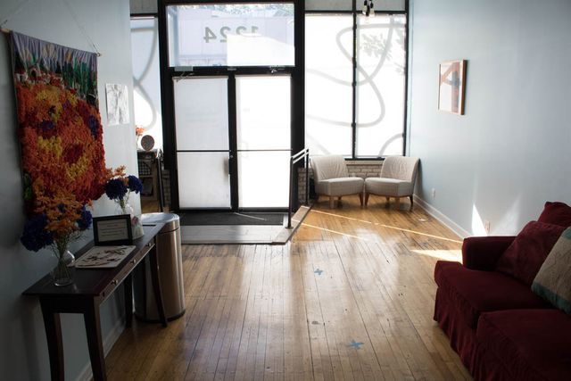 1224 W Belmont Avenue, Chicago, IL 60657