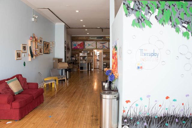 1224 W Belmont Avenue, Chicago, IL 60657