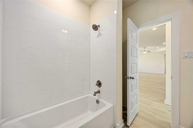 6710 Pelican Lane, Beasley, TX 77417