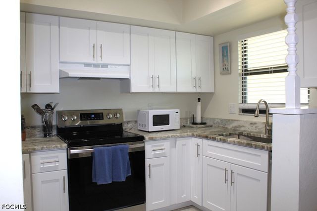 16361 Dublin CIR 203, Fort Myers, FL 33908