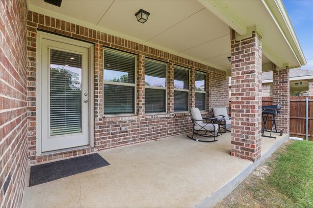 3728 Maroon Creek Road, Aubrey, TX 76227