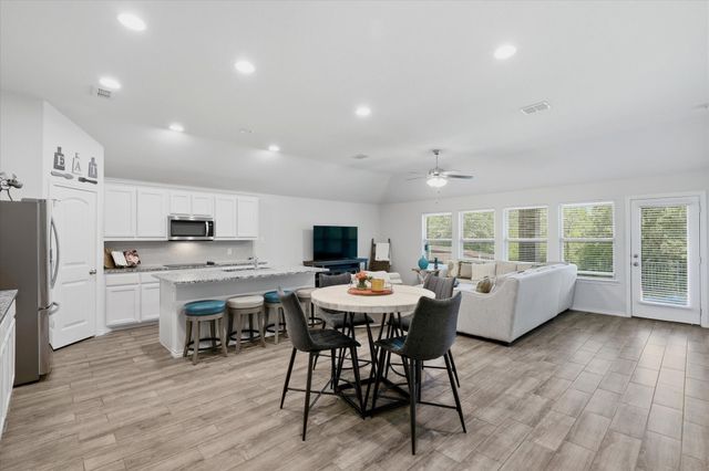 3728 Maroon Creek Road, Aubrey, TX 76227