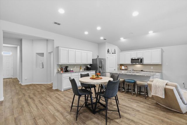 3728 Maroon Creek Road, Aubrey, TX 76227