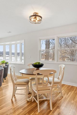 14858 Oakland Beach Avenue SE, Prior Lake, MN 55372