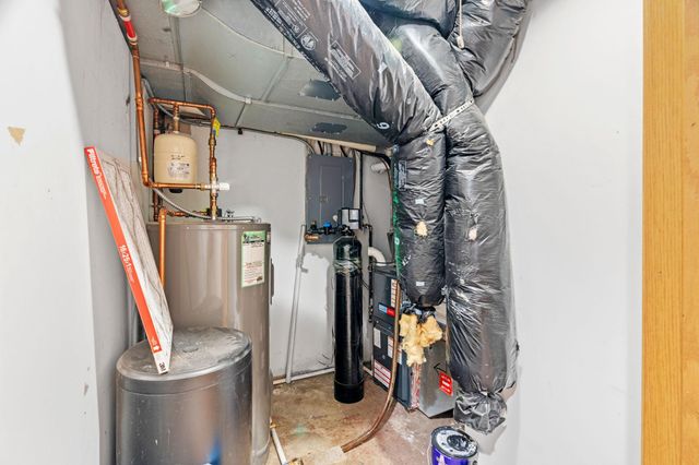 14858 Oakland Beach Avenue SE, Prior Lake, MN 55372