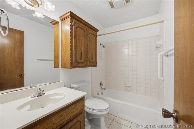 17317 E 109th Street North, Owasso, OK 74055