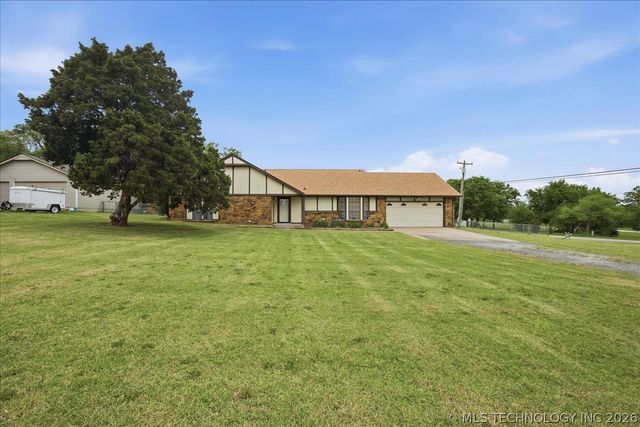 17317 E 109th Street North, Owasso, OK 74055