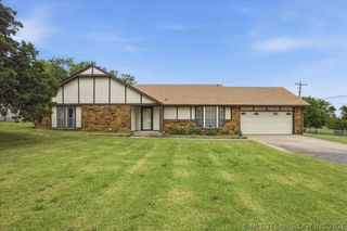 17317 E 109th Street North, Owasso, OK 74055