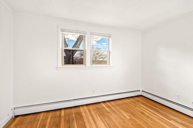 6 Massachusetts Ave, Braintree, MA 02184