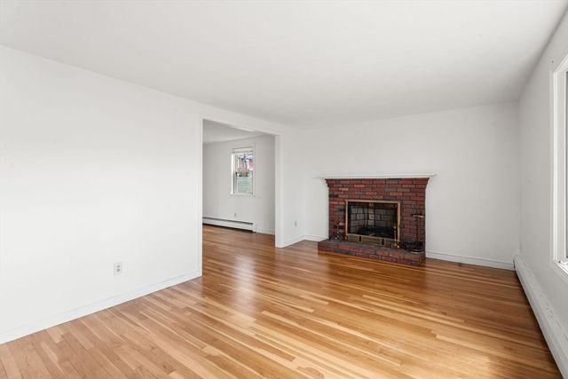 6 Massachusetts Ave, Braintree, MA 02184