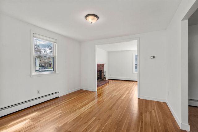 6 Massachusetts Ave, Braintree, MA 02184