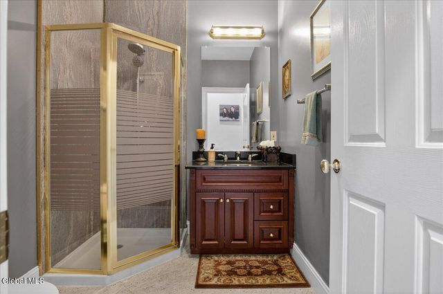 108 Woods Lane, Menands, NY 12204