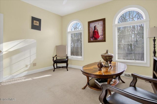 108 Woods Lane, Menands, NY 12204